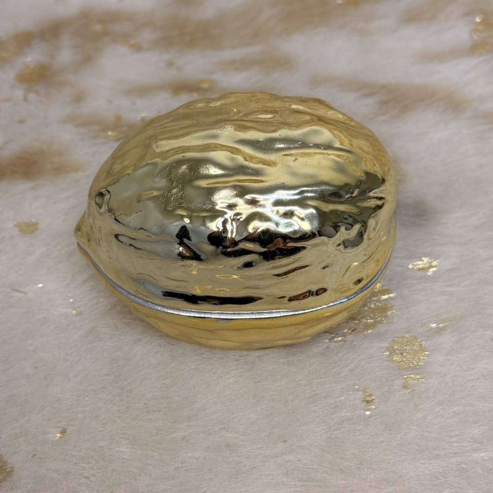illume Scented Candle Metal Gold Silver Walnut-Shaped‎ Removable Lid Clean Scent